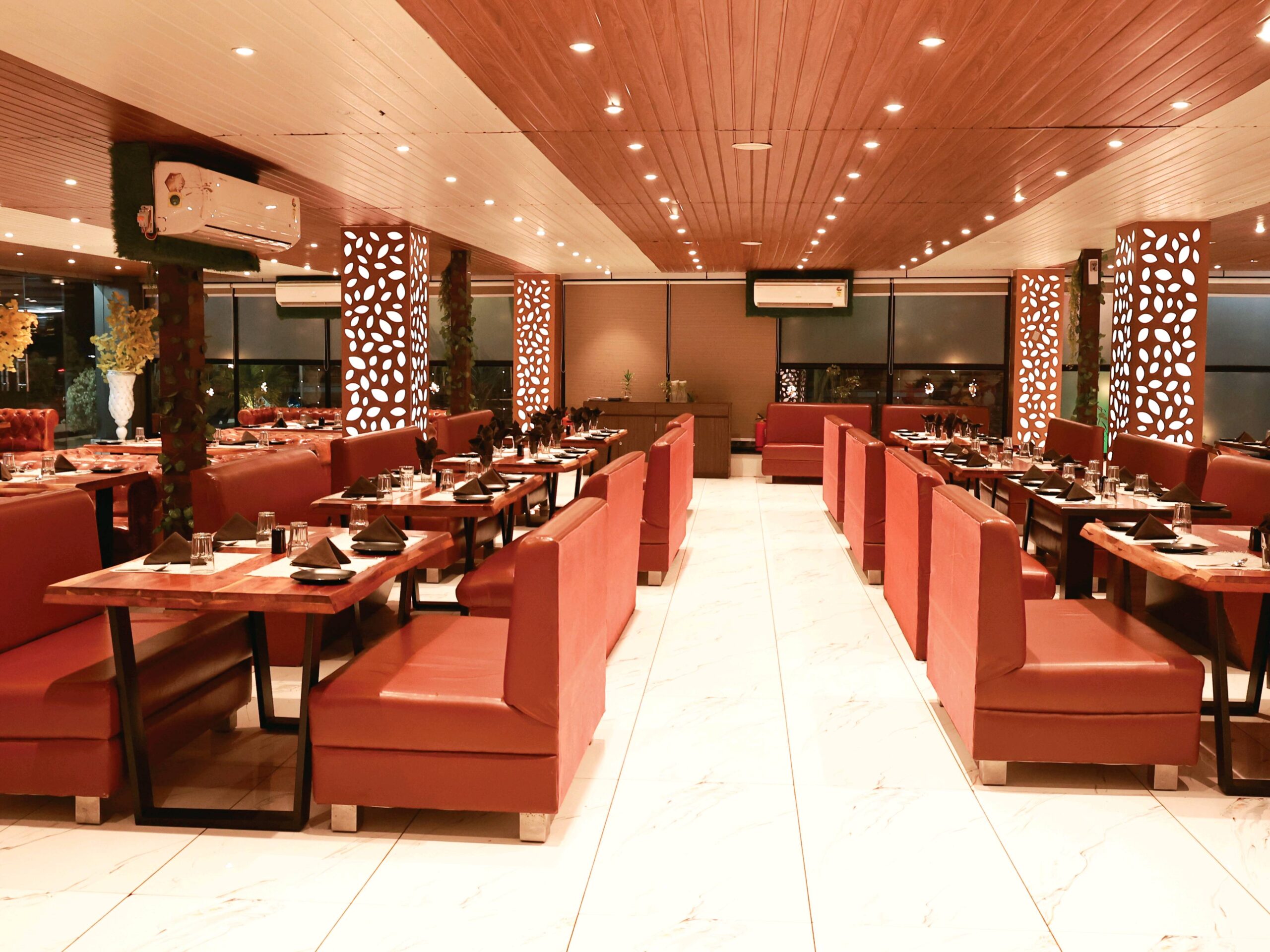 Restaurant Interior - Warm and inviting ambiance of a contemporary dining establishment